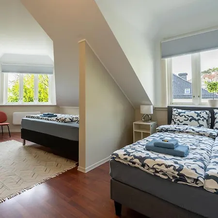 Big, Bright & Beautiful - With 6 Large Bedrooms * Bergen